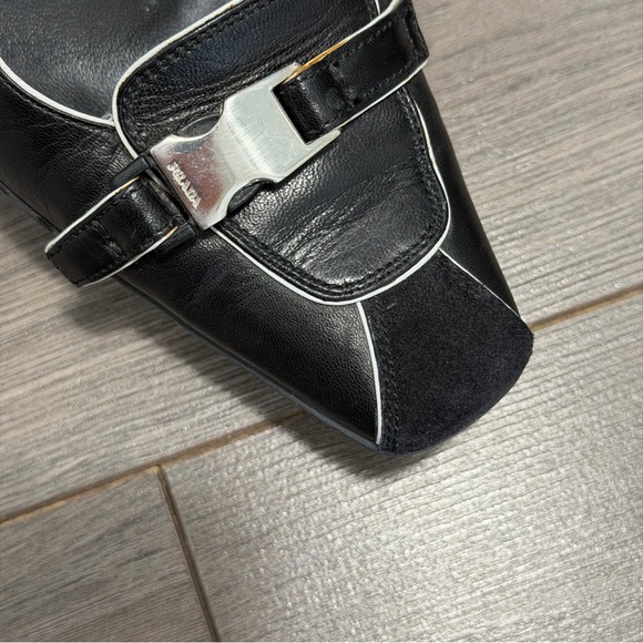 Prada Black Leather Square-Toe Low-heel pumps - Picture 3 of 10
